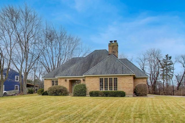 36W787 Red Haw Lane, St. Charles, IL 60174