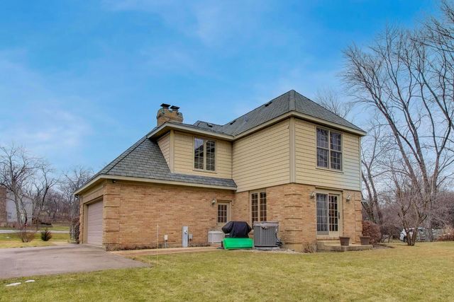 36W787 Red Haw Lane, St. Charles, IL 60174