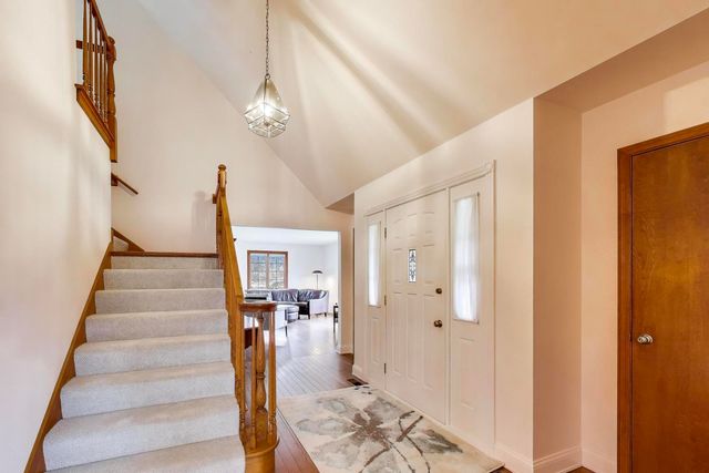 36W787 Red Haw Lane, St. Charles, IL 60174