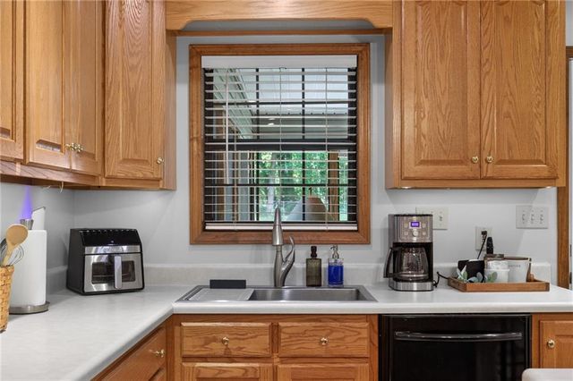 4301 Cades Cove Drive, Austell, GA 30106