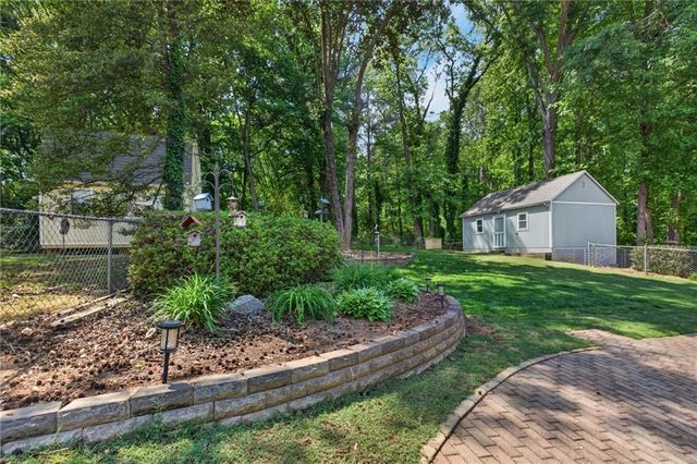 4301 Cades Cove Drive, Austell, GA 30106