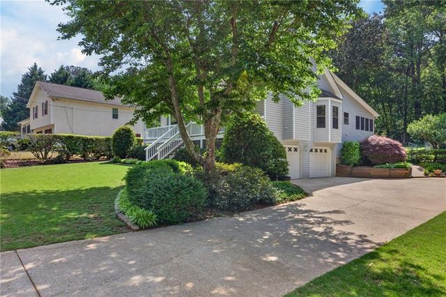 4301 Cades Cove Drive, Austell, GA 30106