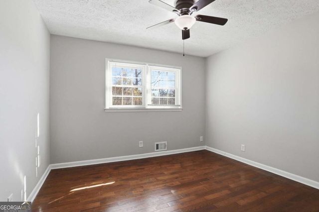 4716 Cheri Lynn Road NW, Acworth, GA 30101