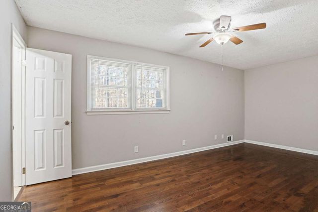 4716 Cheri Lynn Road NW, Acworth, GA 30101