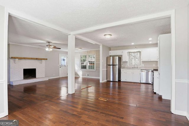 4716 Cheri Lynn Road NW, Acworth, GA 30101