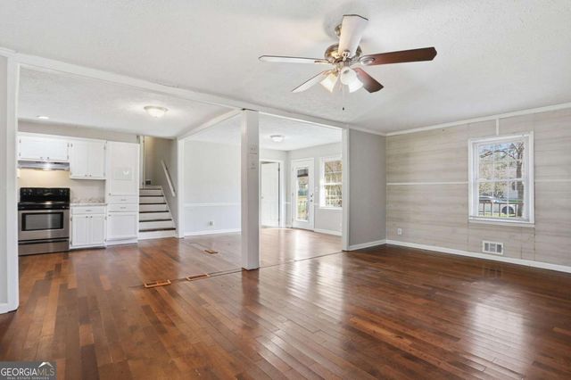 4716 Cheri Lynn Road NW, Acworth, GA 30101