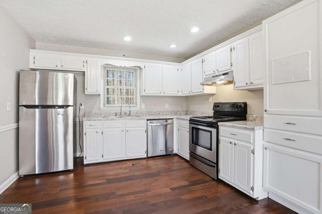 4716 Cheri Lynn Road NW, Acworth, GA 30101