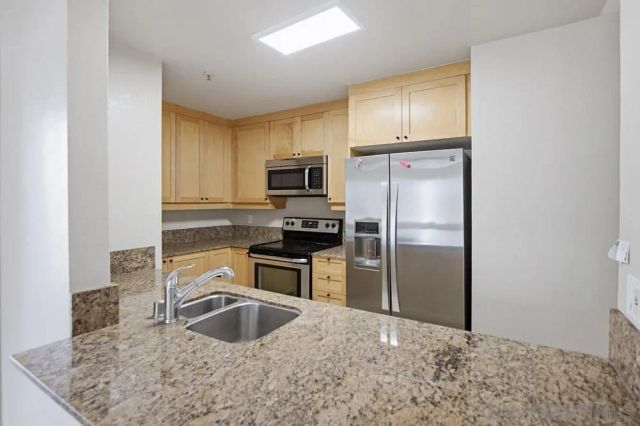 3550 Lebon Dr 6330, San Diego, CA 92122