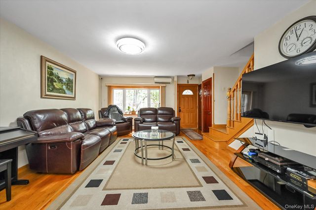 14703 77th Road, Flushing, NY 11367
