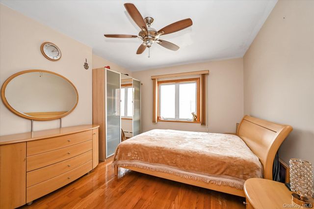 14703 77th Road, Flushing, NY 11367