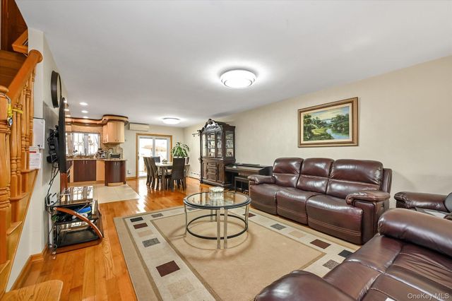 14703 77th Road, Flushing, NY 11367