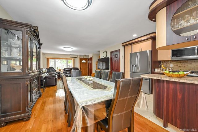 14703 77th Road, Flushing, NY 11367