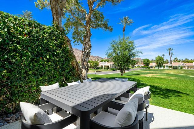 49240 Avenue Vista Bonita, La Quinta, CA 92253