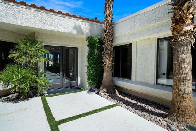 49240 Avenue Vista Bonita, La Quinta, CA 92253