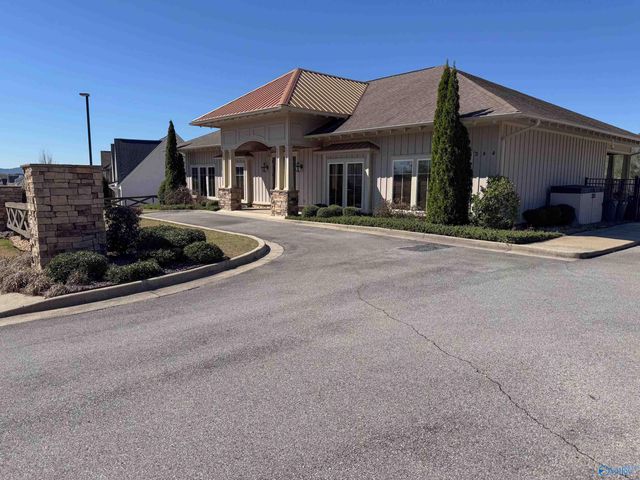 3020 Ginn Point Road SE, Owens Cross Roads, AL 35763