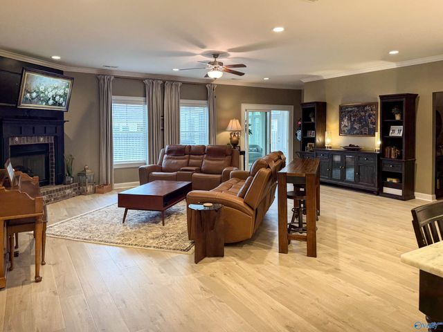 3020 Ginn Point Road SE, Owens Cross Roads, AL 35763