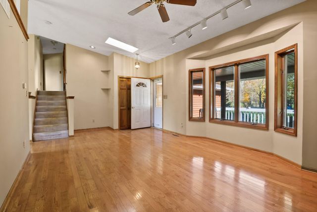 860 N 550 E, Westville, IN 46391