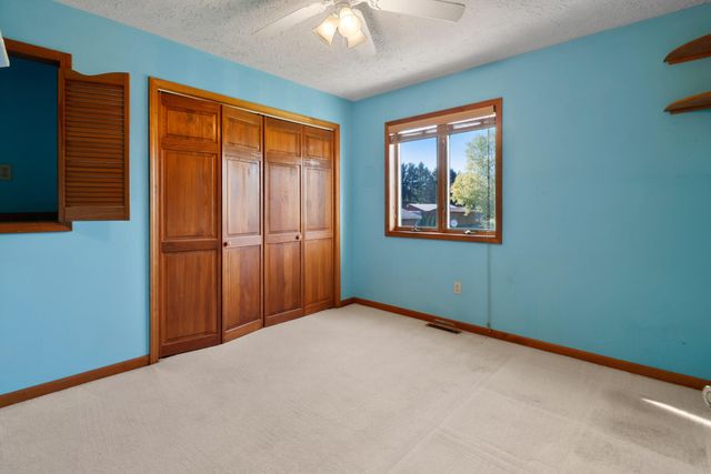 860 N 550 E, Westville, IN 46391