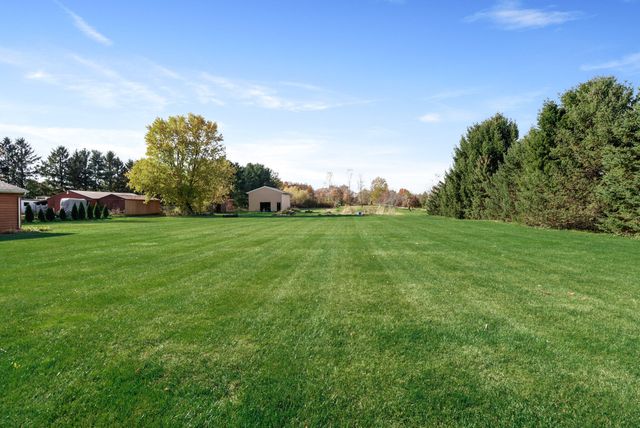 860 N 550 E, Westville, IN 46391