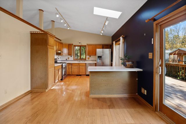 860 N 550 E, Westville, IN 46391