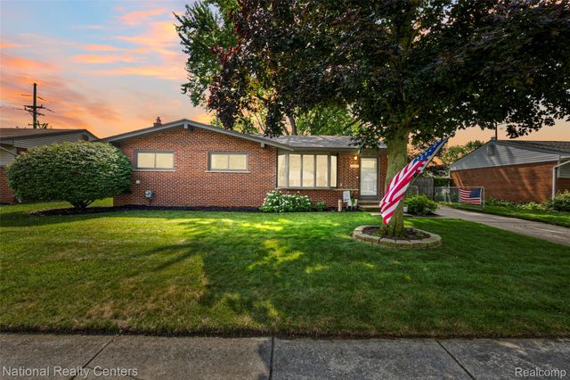 36415 Dowling Street, Livonia, MI 48150