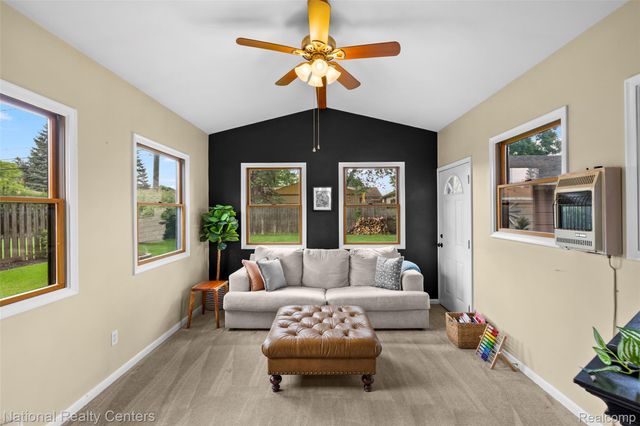36415 Dowling Street, Livonia, MI 48150