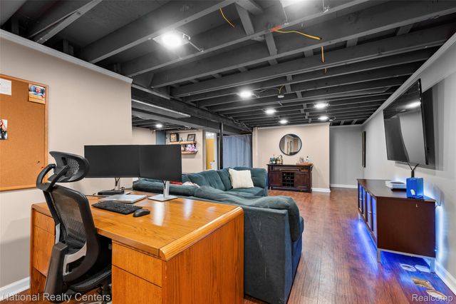 36415 Dowling Street, Livonia, MI 48150