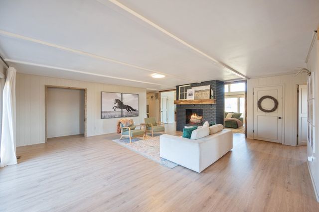 3080 BIBLE HILL RD, Parsons, TN 38363