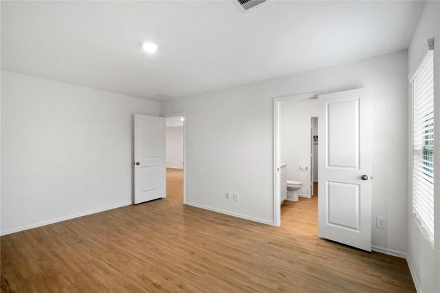 104 Pine Bend Court, Magnolia, TX 77354