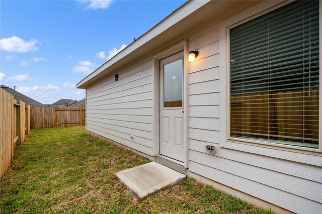 104 Pine Bend Court, Magnolia, TX 77354