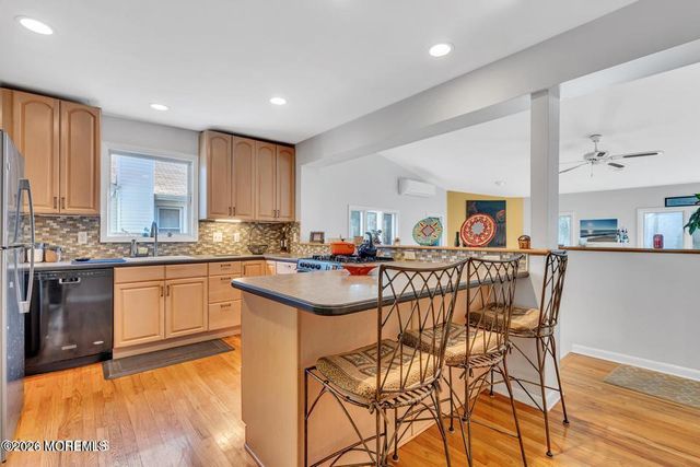 708 New York Boulevard, Sea Girt, NJ 08750