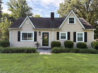 1910 Darwick Road, Winston-salem, NC 27127