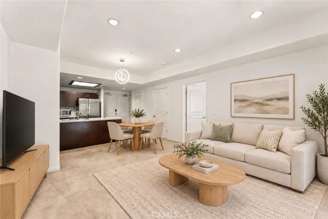 11 S 3rd Street 307, Alhambra, CA 91801