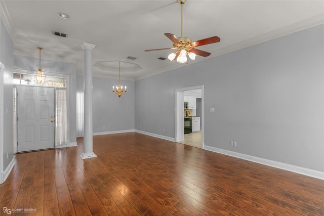 6012 Ellington Way, Bossier City, LA 71111