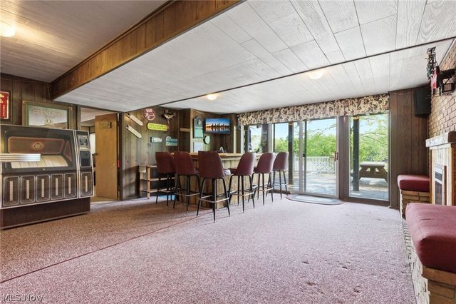 2410 Plum Creek Drive, Roaming Shores, OH 44084
