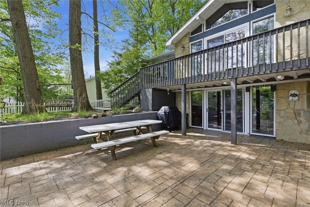 2410 Plum Creek Drive, Roaming Shores, OH 44084