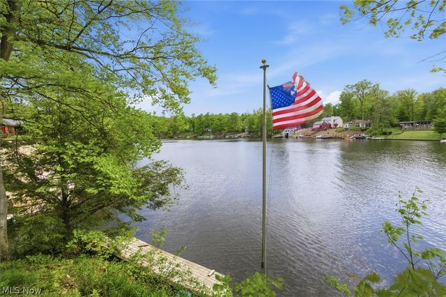 2410 Plum Creek Drive, Roaming Shores, OH 44084