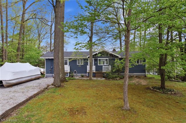 2410 Plum Creek Drive, Roaming Shores, OH 44084