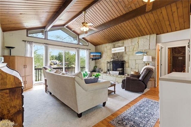 2410 Plum Creek Drive, Roaming Shores, OH 44084