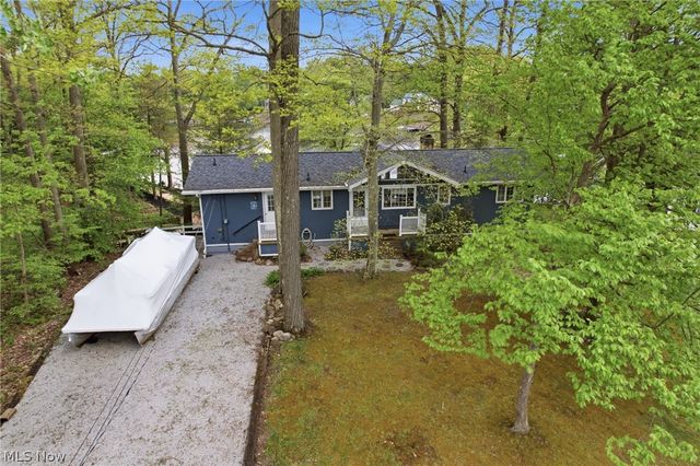 2410 Plum Creek Drive, Roaming Shores, OH 44084