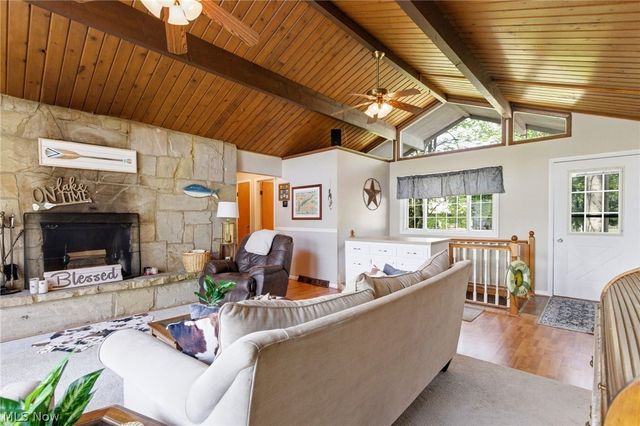 2410 Plum Creek Drive, Roaming Shores, OH 44084