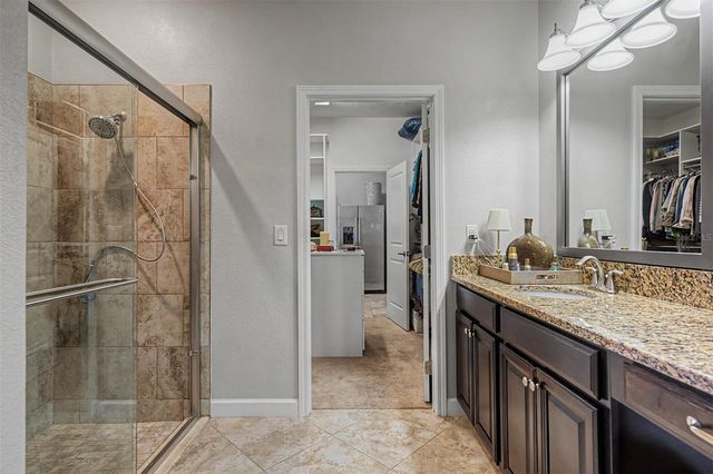 4926 SOUTHERN VALLEY LOOP, Brooksville, FL 34601