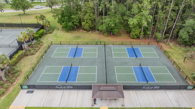4926 SOUTHERN VALLEY LOOP, Brooksville, FL 34601