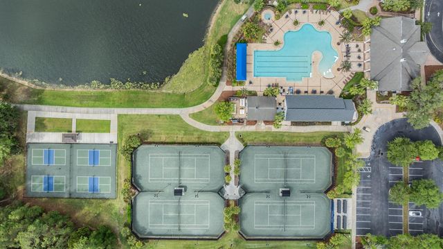 4926 SOUTHERN VALLEY LOOP, Brooksville, FL 34601