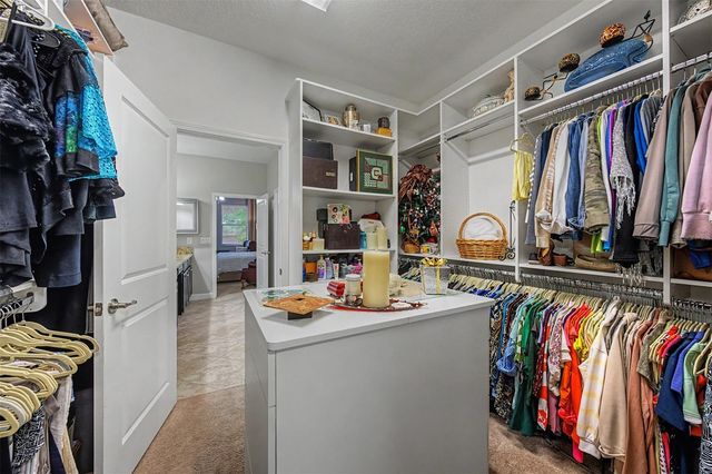 4926 SOUTHERN VALLEY LOOP, Brooksville, FL 34601
