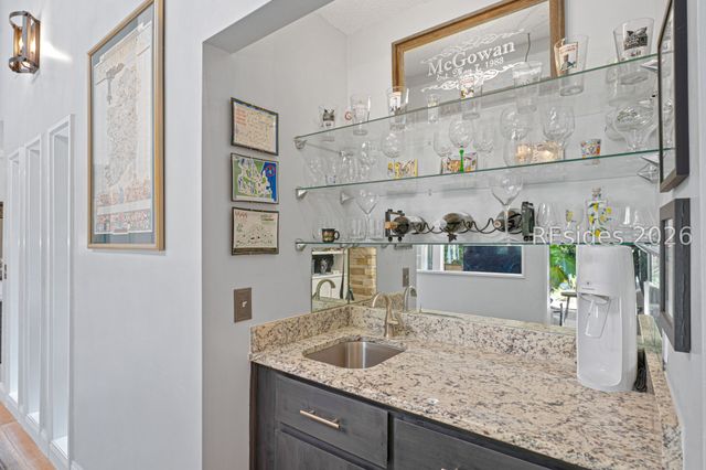 53 Lawton Rd, Hilton Head Island, SC 29928