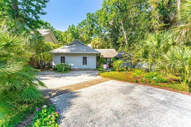 53 Lawton Rd, Hilton Head Island, SC 29928