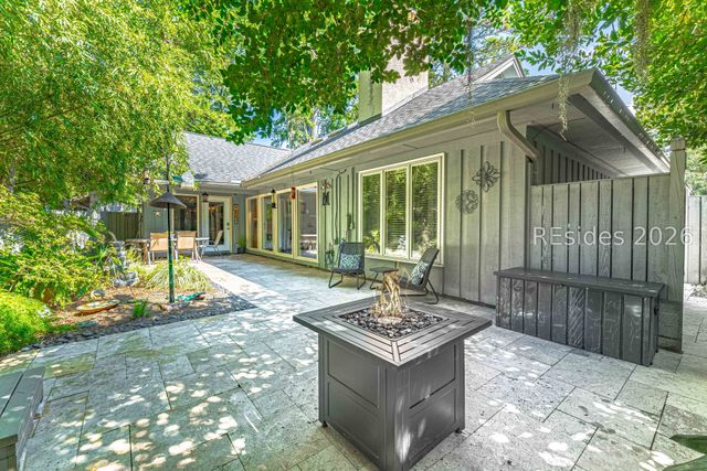 53 Lawton Rd, Hilton Head Island, SC 29928