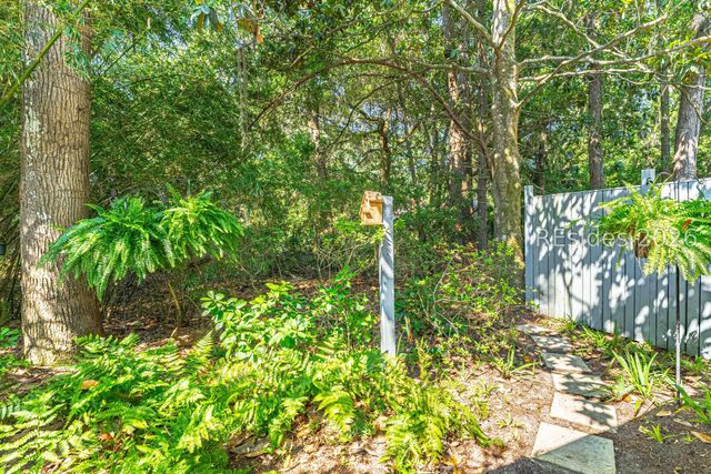53 Lawton Rd, Hilton Head Island, SC 29928