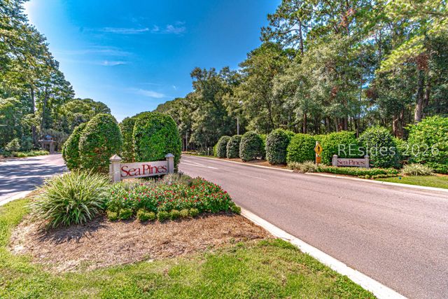 53 Lawton Rd, Hilton Head Island, SC 29928